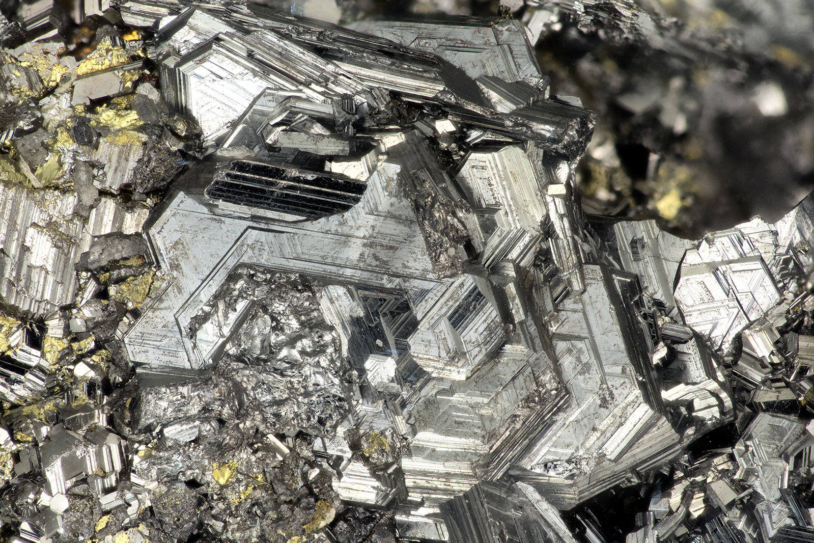 Polybasite
FOV = 3.6 mm
(Autor: Doug)