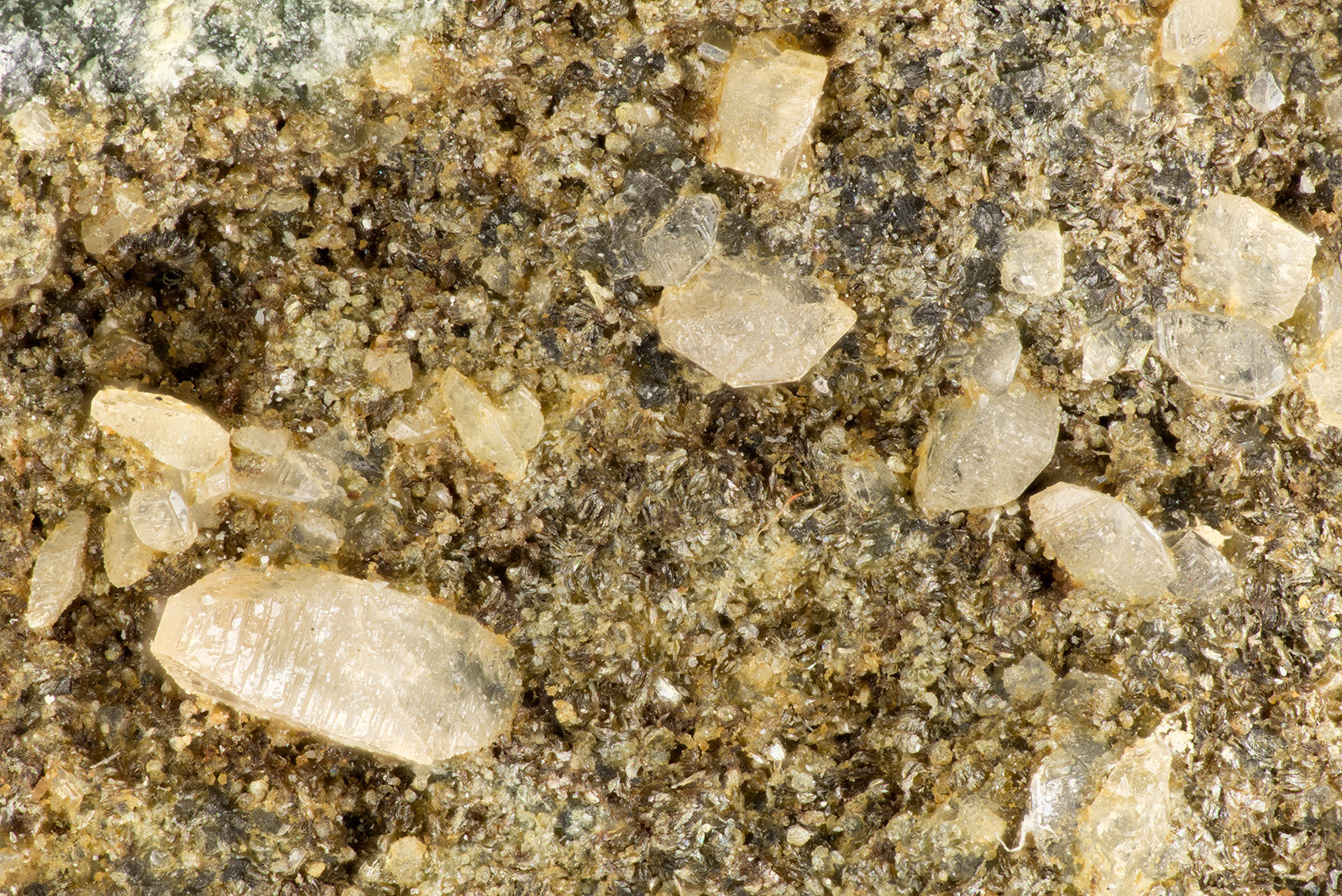 Titanite
FOV = 3.4 mm
(Autor: Doug)
