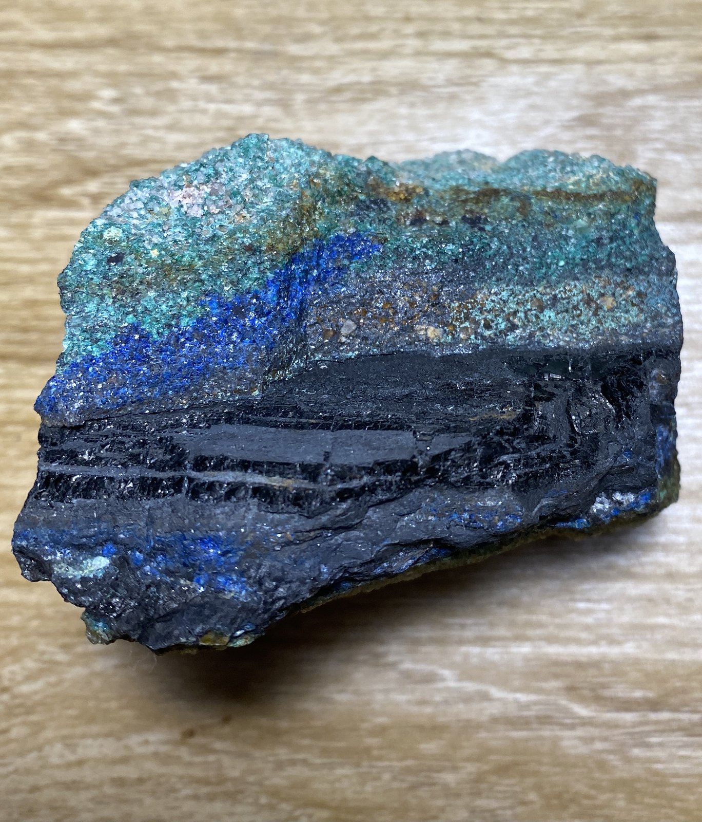 Djurleite and Chalcocite with Azurite and Malachite
(Autor: Shawn S)