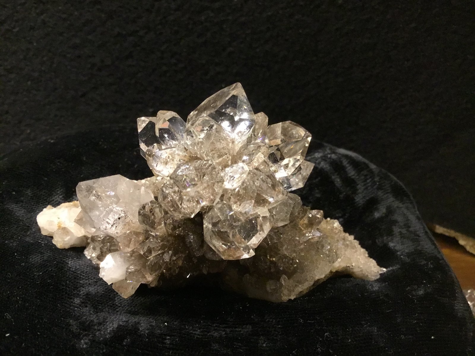 Quartz
8x5 cm.
(Autor: vic rzonca)