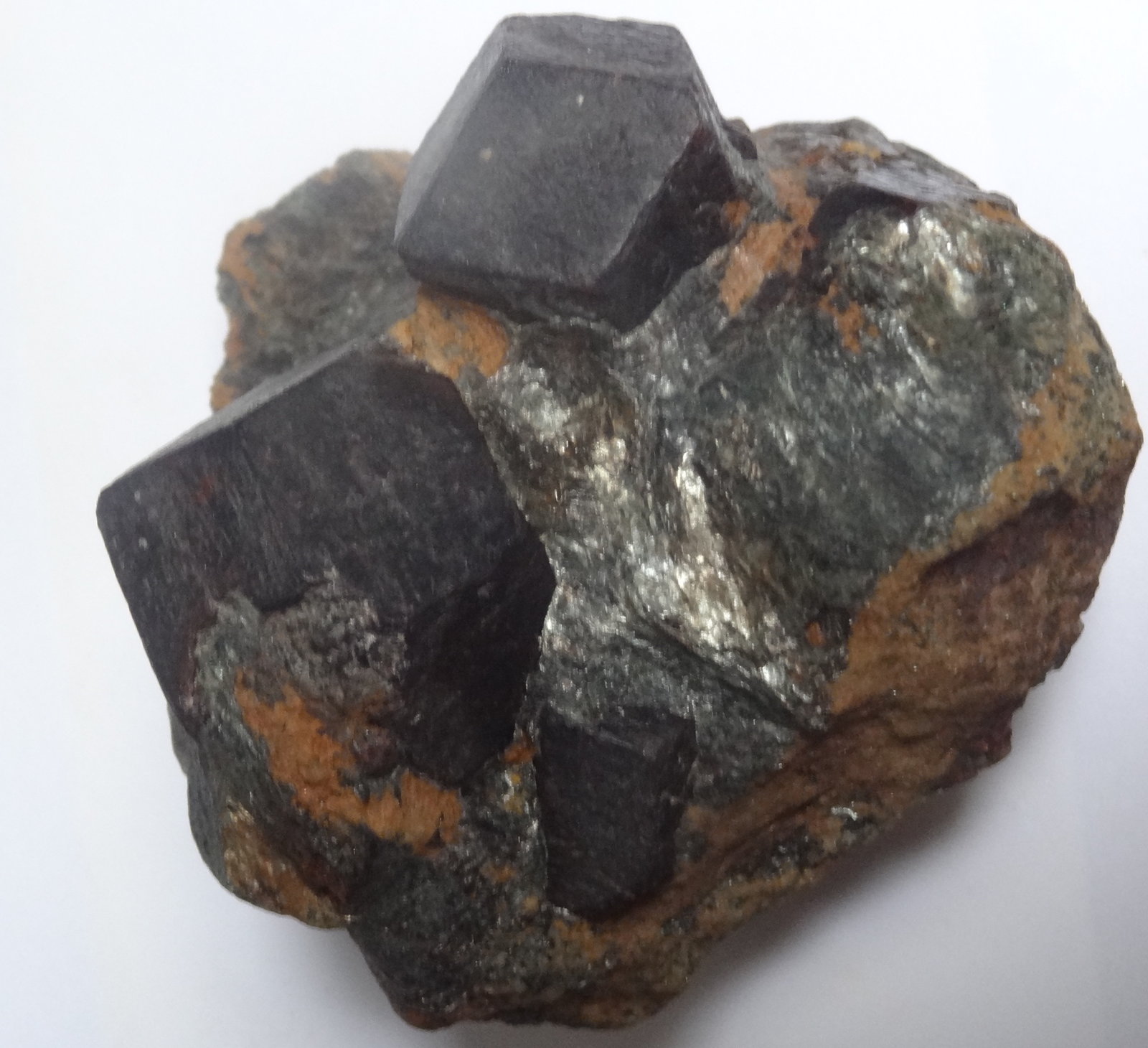 Almandine
7x9x7cm
(Autor: Dave van Bladel)