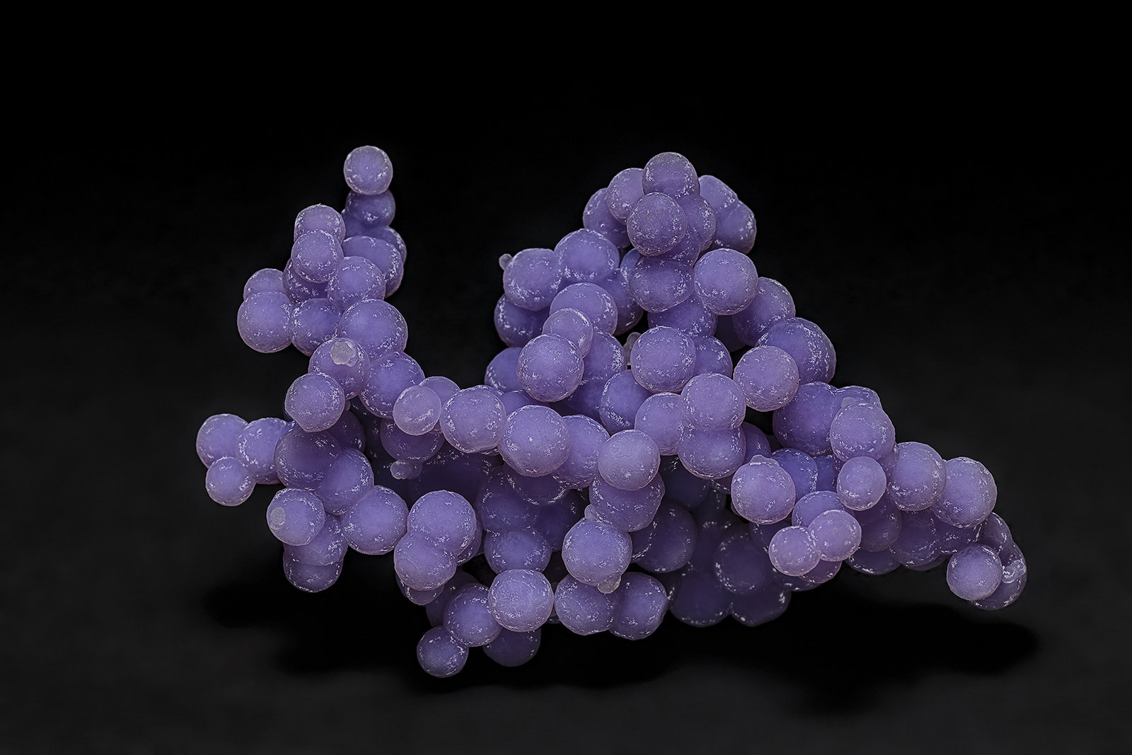 Quartz (variety amethyst)
8.2 x 5.6 cm
(Autor: am mizunaka)