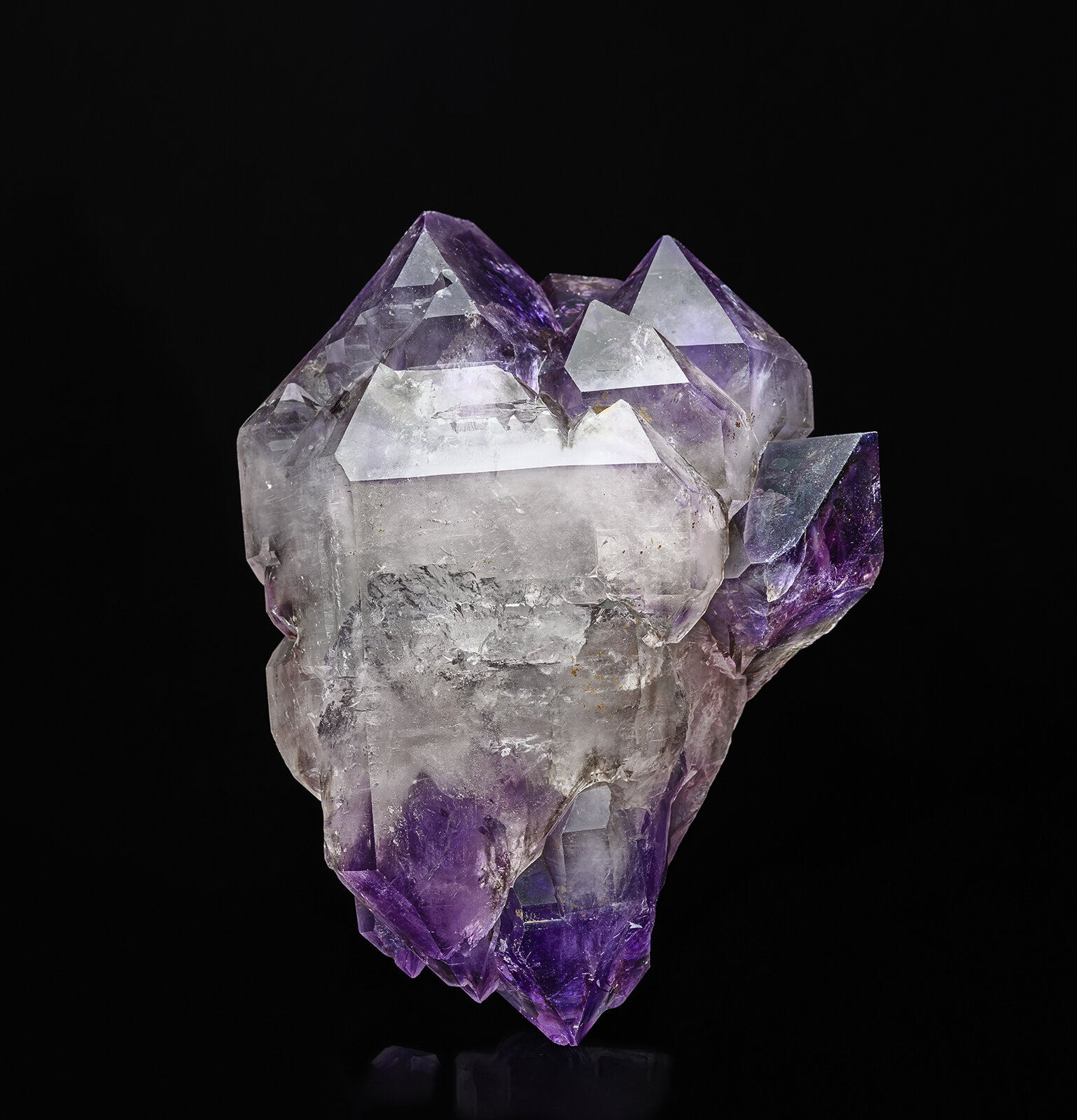Quartz (variety amethyst)
Charlies Creek (Charles Creek), Towns County, Georgia, USA
12.8 x 9.5 cm
(Autor: am mizunaka)