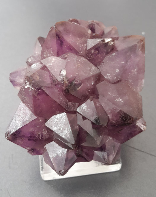 Quartz (variety amethyst)
4 x 3,5 cm
(Autor: Andreas Gerstenberg)