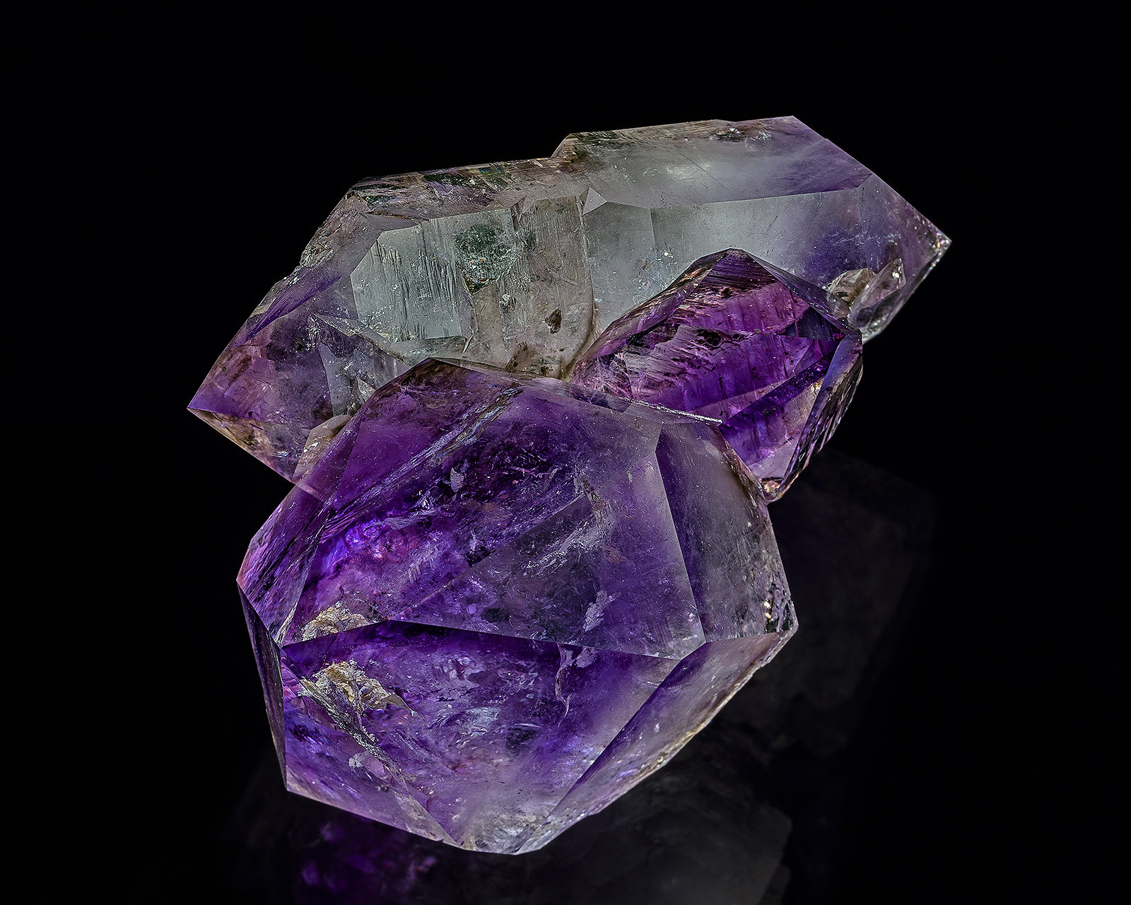 Quartz (variety amethyst)
8.9 x 5.7 cm
(Autor: am mizunaka)