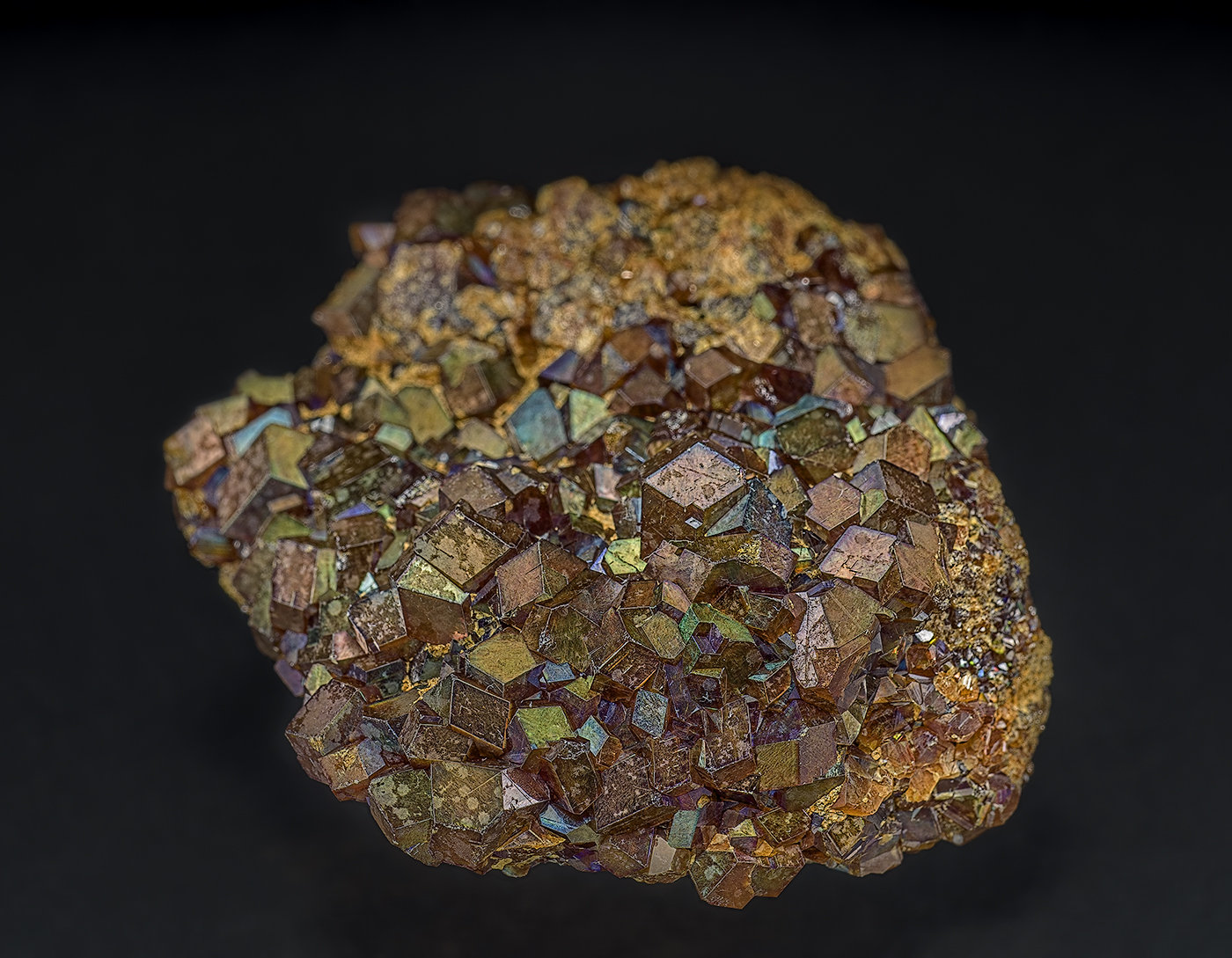Andradite
4.4 x 4.3 cm
(Autor: am mizunaka)