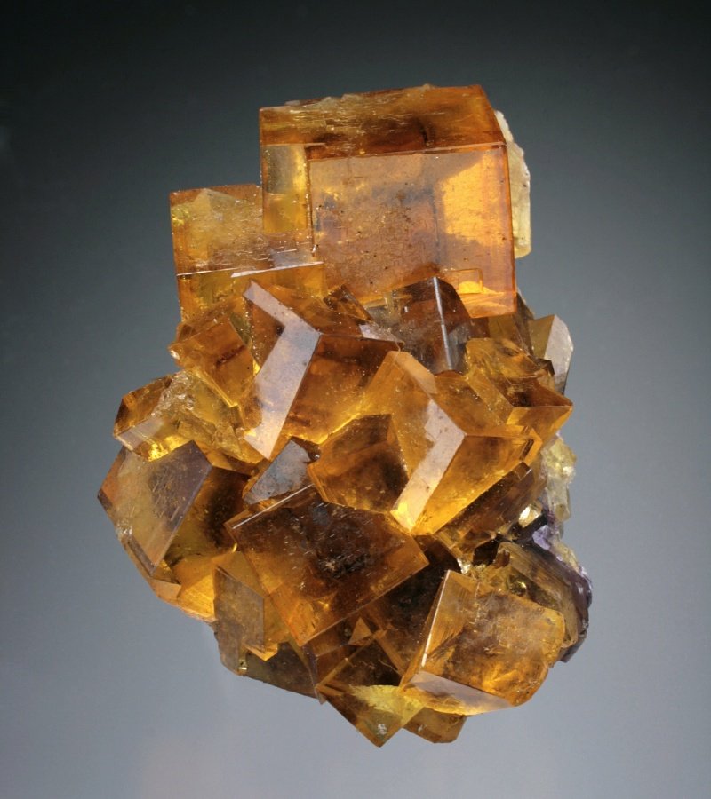 Fluorite
6x3x2 cm overall size
(Autor: Jesse Fisher)