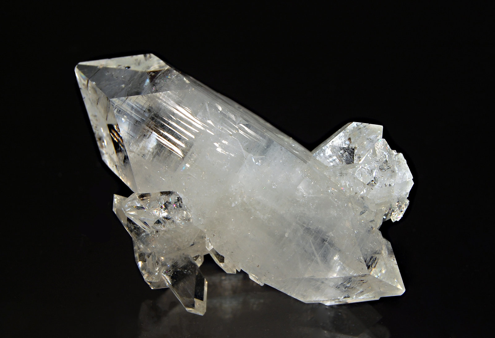 Fluorapophyllite-(K)
4.4 x 6.6 cm
(Autor: Michael Shaw)