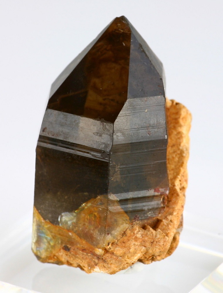 Quartz (variety smoky)
Height 5 cm
(Autor: Tobi)