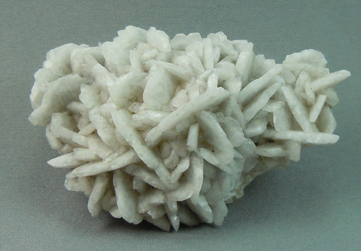 Barite
5.8cm x 4.0cm
(Autor: rweaver)