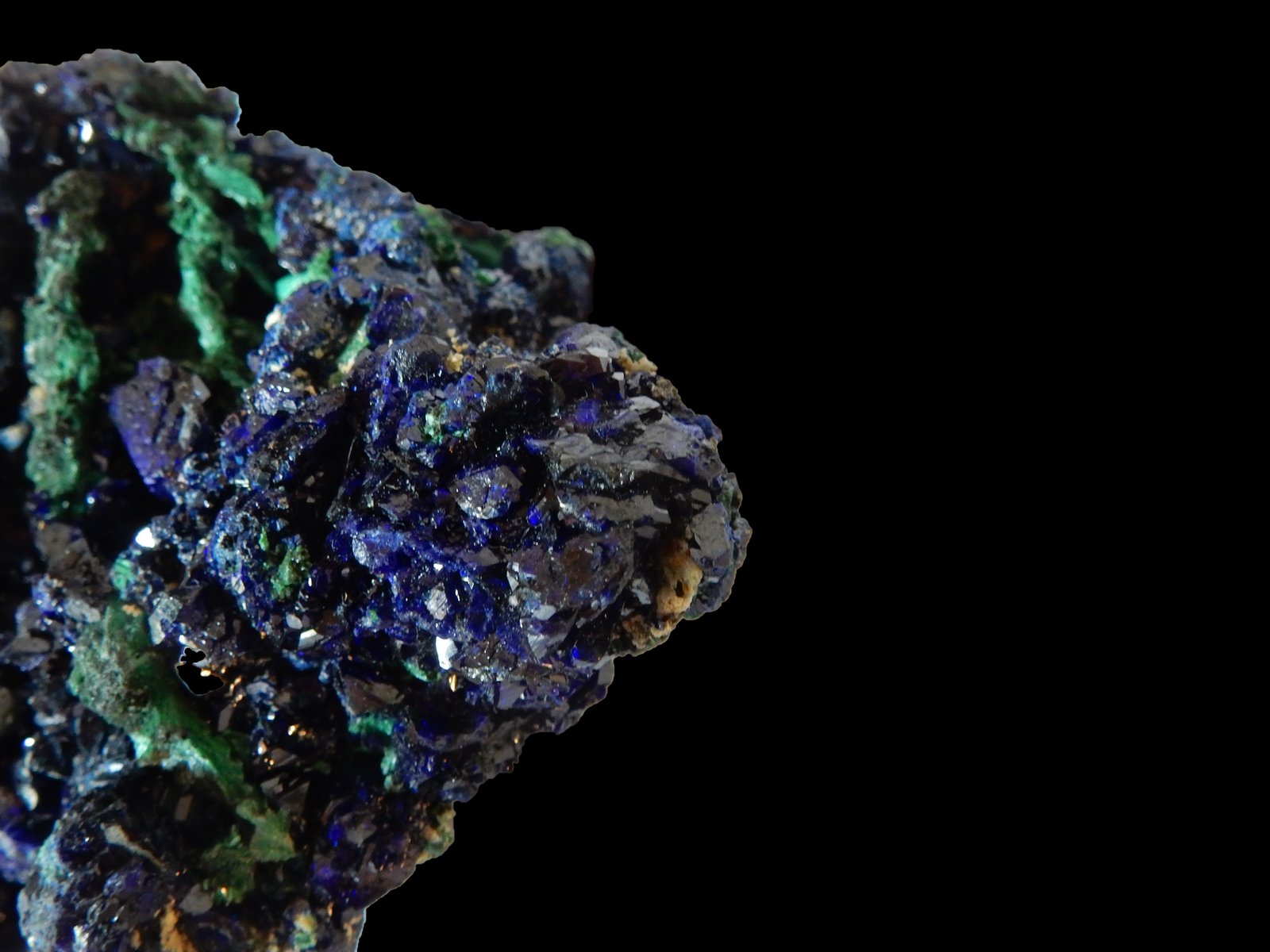 Azurite and Malachite
90 mm x 50 mm x 30 mm
(Autor: Dany Mabillard)