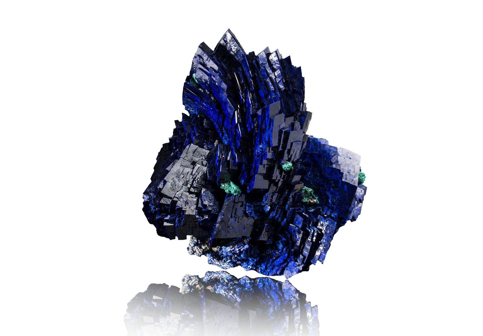 Azurite
3,0 x 10,0 x 14,0 cm
(Autor: MIM Museum)