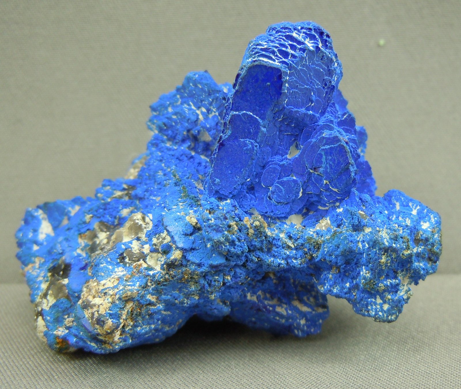 Azurite
5.0cm x 3.5cm
(Autor: rweaver)