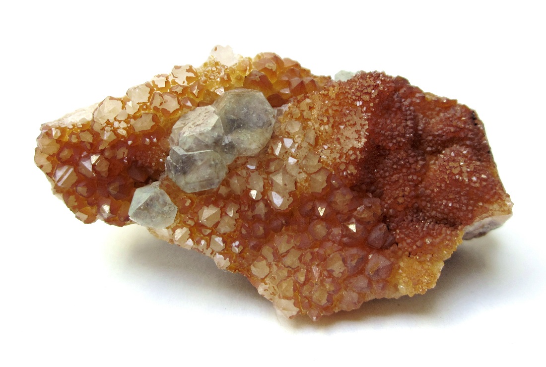Fluorite on quartz (var. eisenkiesel)
Specimen size 4,5 cm, largest fluorite 6 mm
(Autor: Tobi)