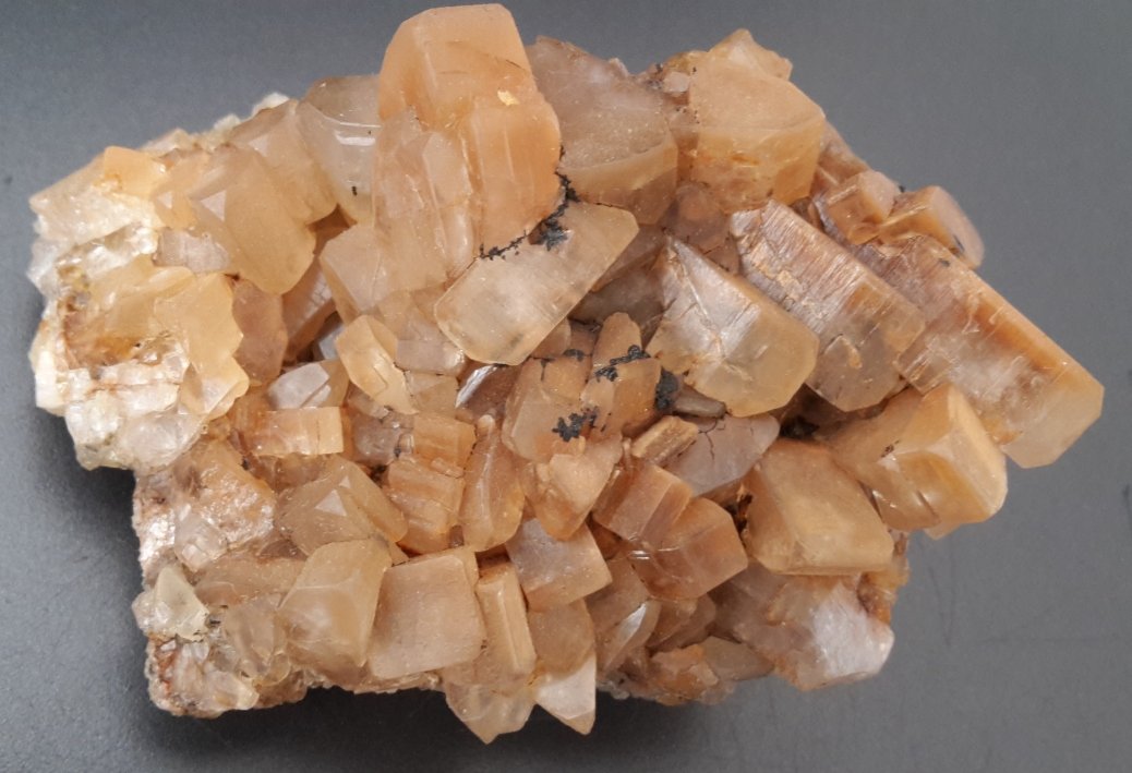 Baryte
7,5 x 5 cm
(Autor: Andreas Gerstenberg)