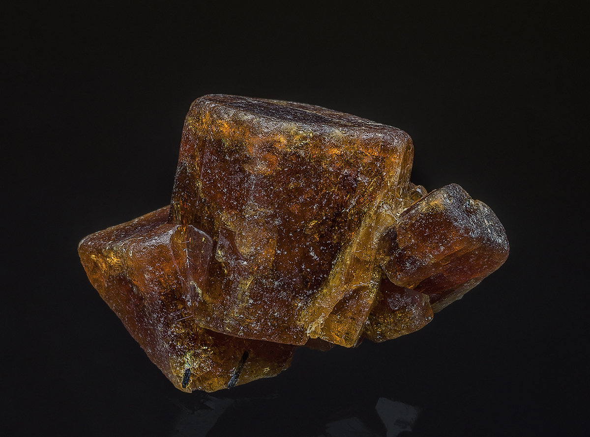 Bastnäsite-(Ce)
3.0 x 2.0 cm
(Autor: am mizunaka)