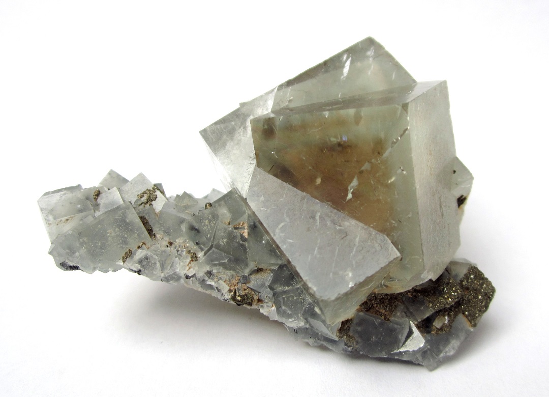 Fluorite (twinned)
Specimen size 6 cm, largest crystals 2,8 cm
(Autor: Tobi)