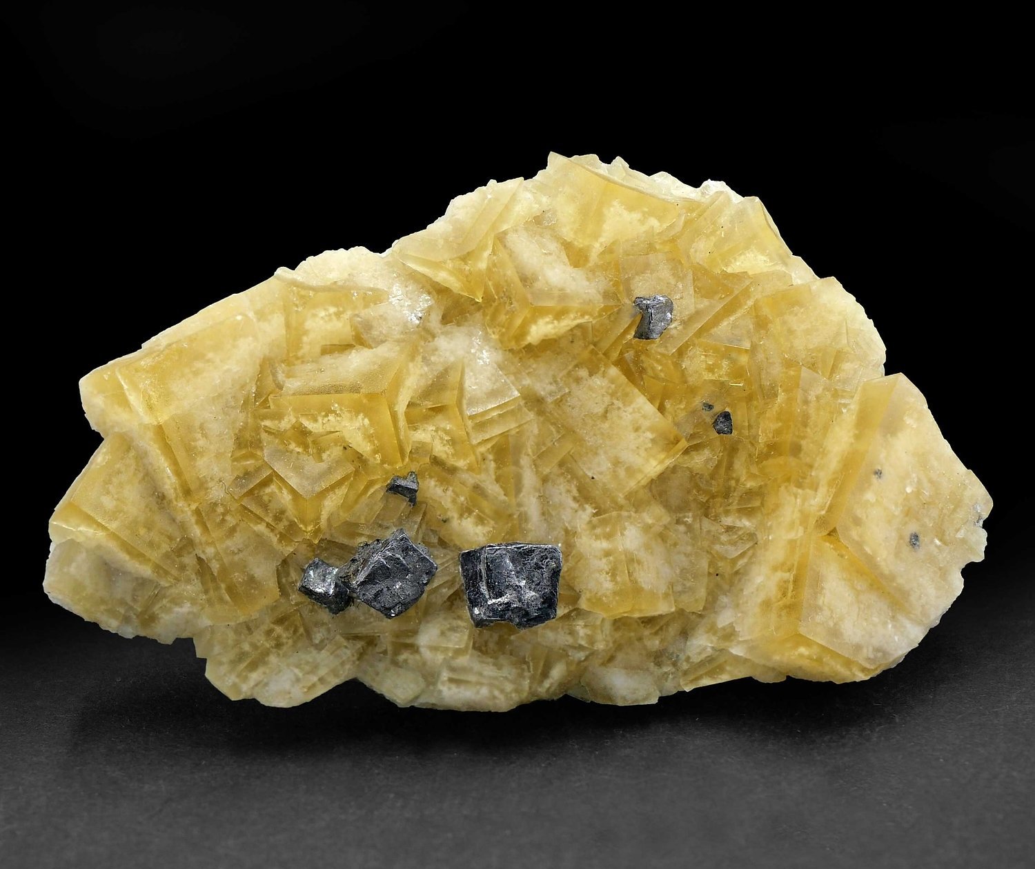Fluorite, galena
Specimen size 9,5 cm
(Autor: Tobi)