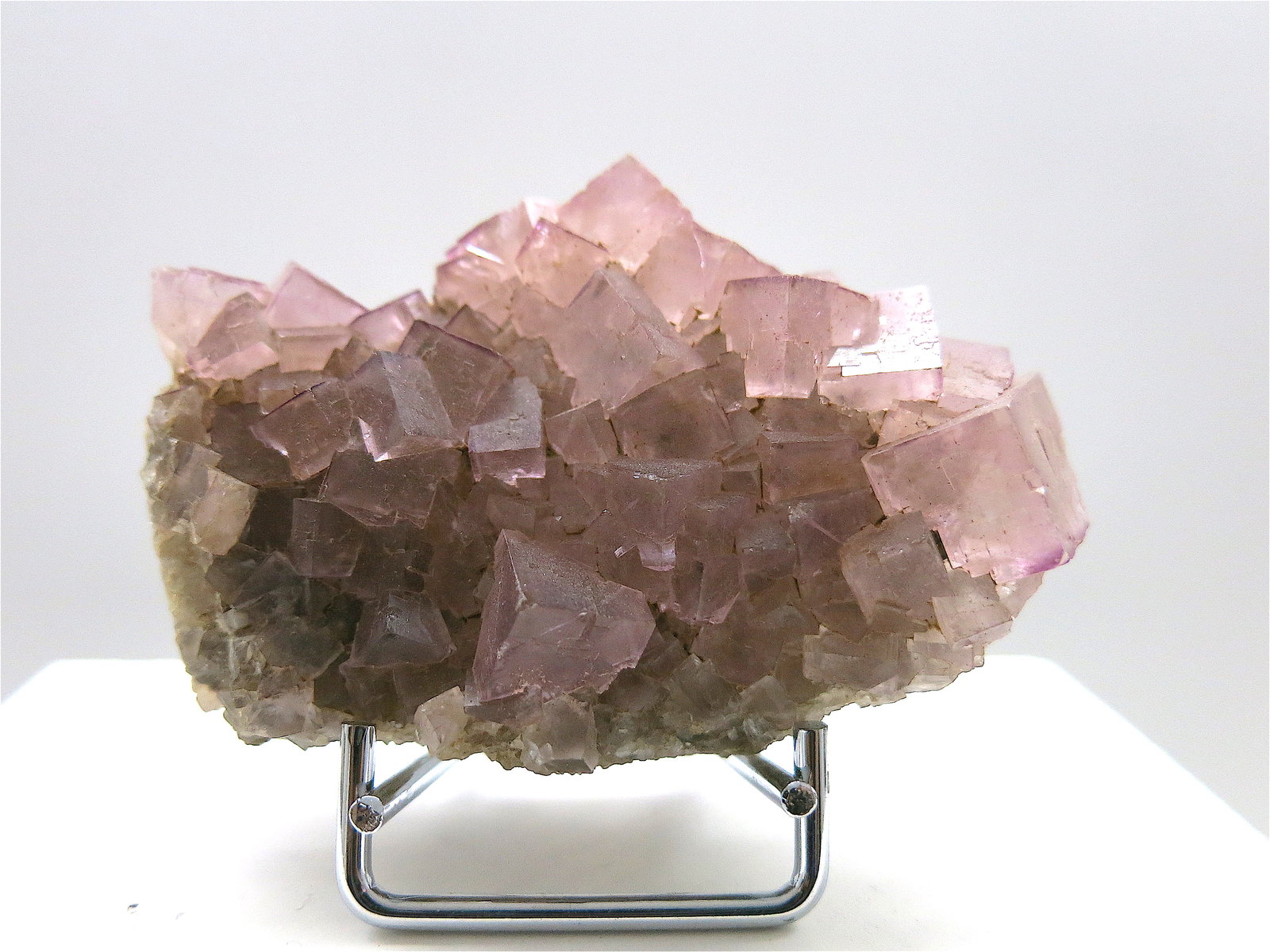 Fluorite
10 x 6 cm
(Autor: Jean Suffert)