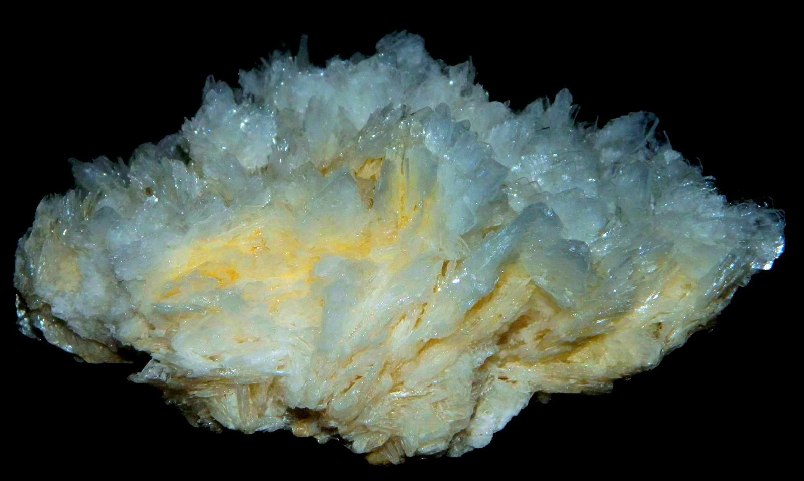 Barite
17 x 13 cm
(Autor: Deyu)