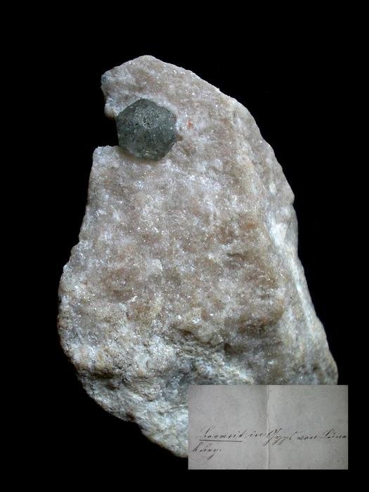 Boracite
11 mm crystal
(Autor: Andreas Gerstenberg)