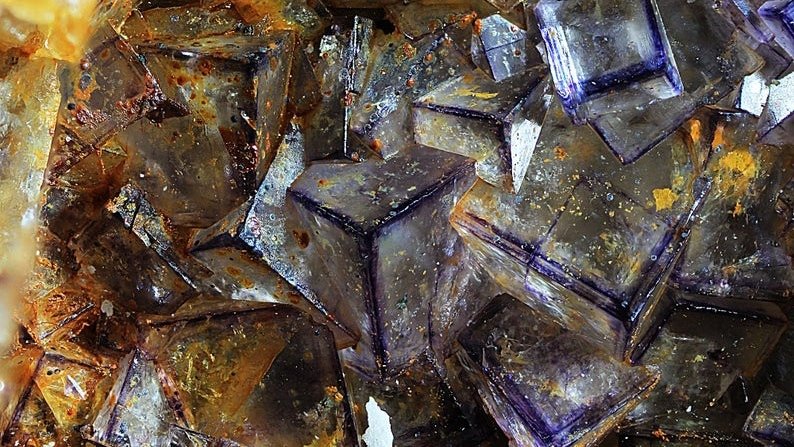 Fluorite
62x40x28mm
(Autor: david916)