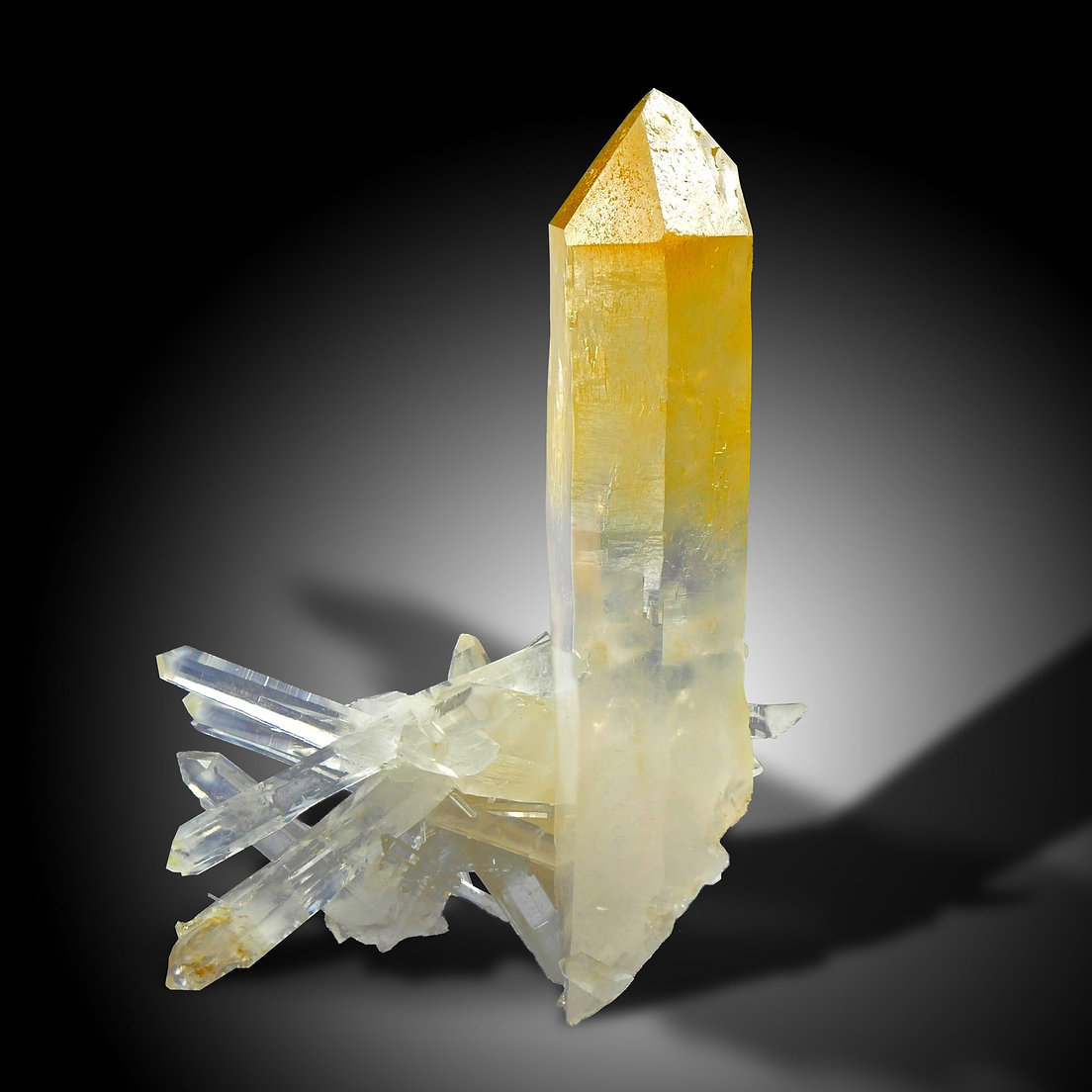 Quartz, Halloysite
Specimen height 7,5 cm
(Autor: Tobi)