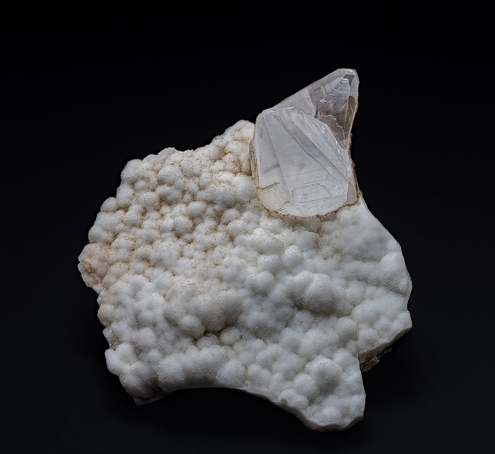 Calcite
7.3 x 8.3 cm
(Autor: am mizunaka)