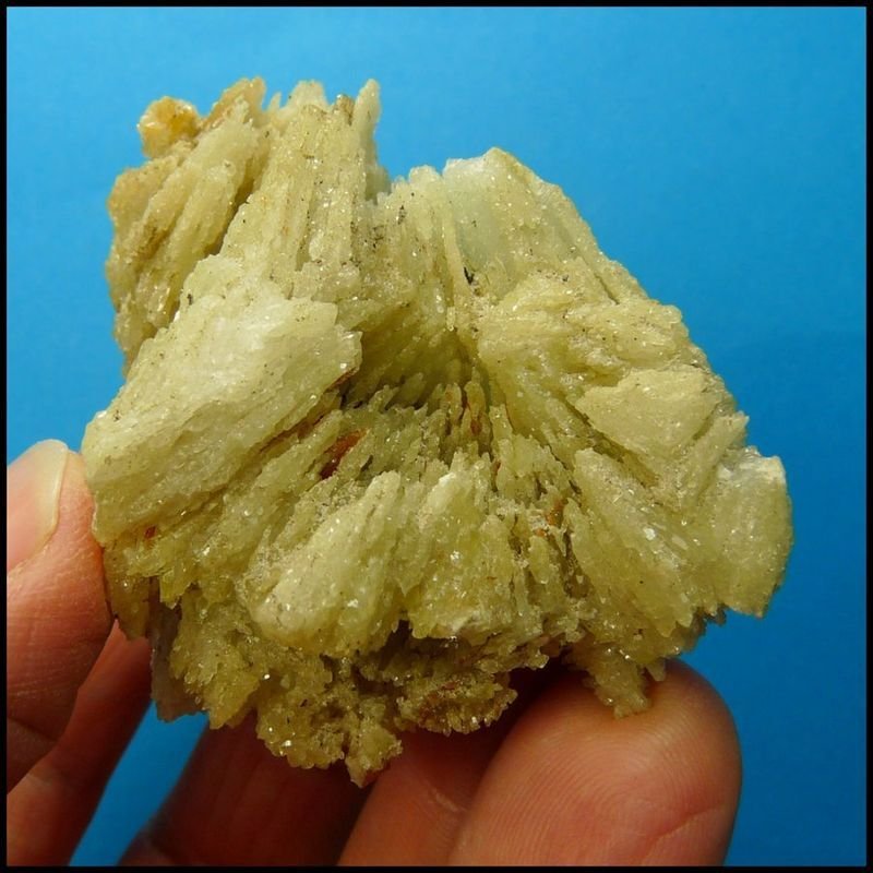 Calcite
67 x 47 x 43 mm
(Autor: Pierre Joubert)