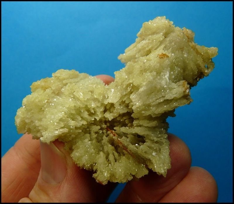 Calcite
67 x 47 x 43 mm
(Autor: Pierre Joubert)