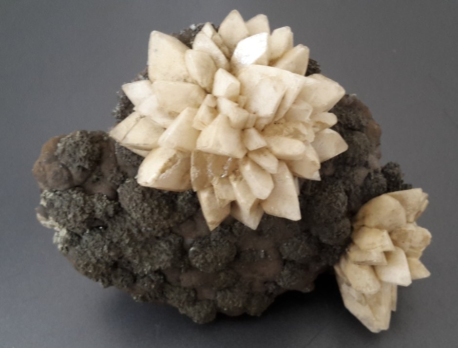 Calcite, Marcasite, Sphalerite
8,5 x 7,5 cm
(Autor: Andreas Gerstenberg)