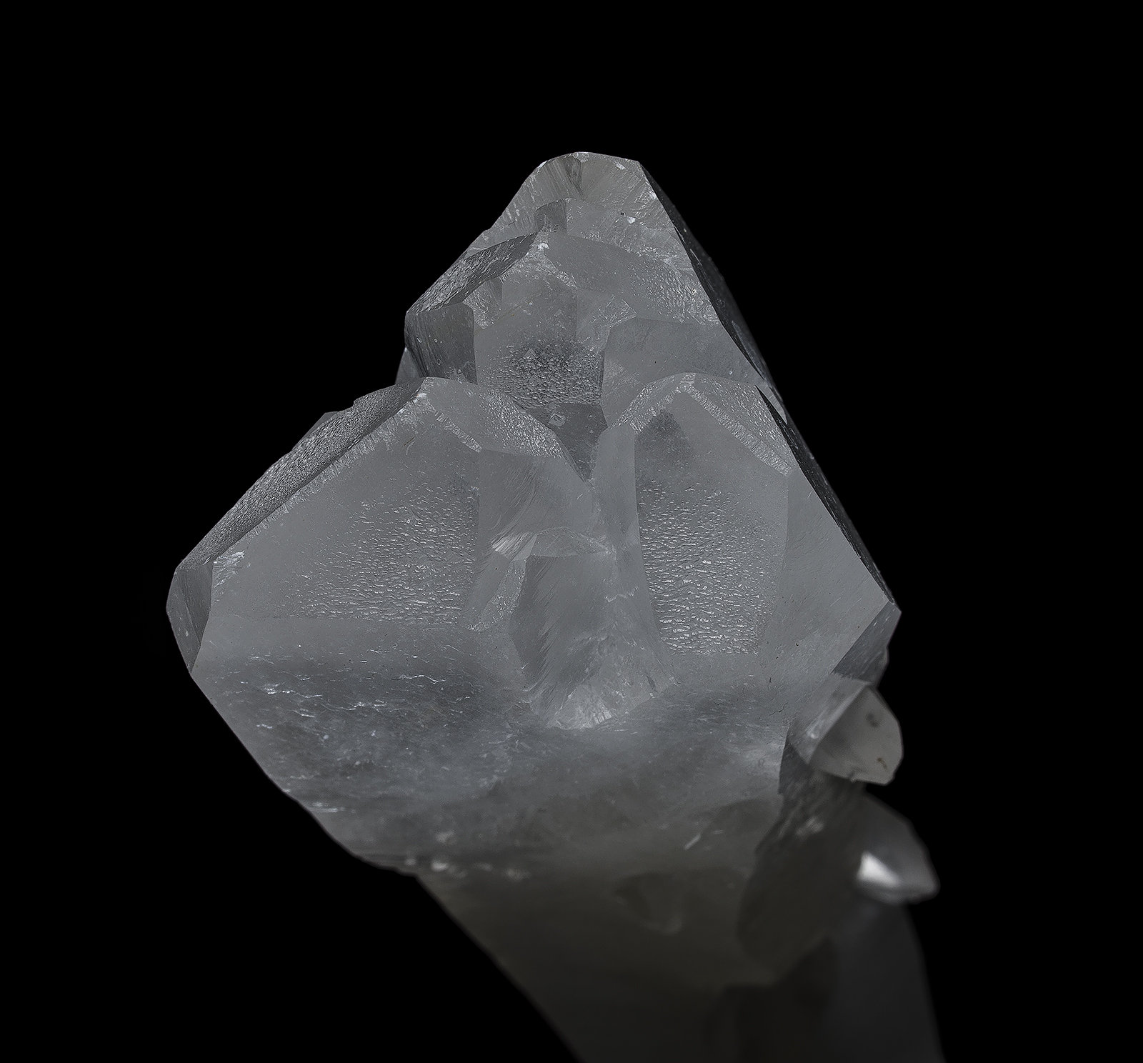 Calcite
14.3 x 3.5 cm
(Autor: am mizunaka)