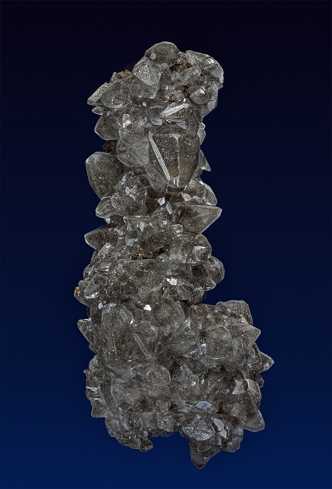 Calcite, Pyrite, Marcasite
13.0 x 6.0 cm
(Autor: am mizunaka)