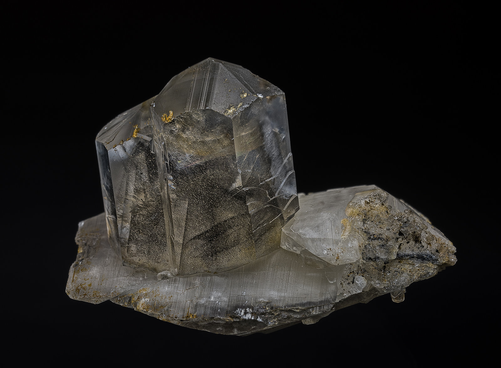 Calcite, Pyrite
5.0 x 3.5 x 4.1 cm
(Autor: am mizunaka)