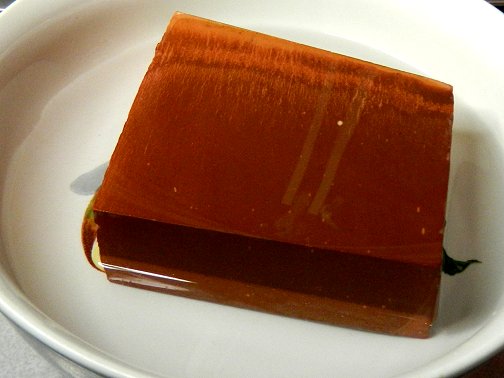 Pyrophyllite
86 x 78 x 32 mm
(Autor: Dale Hallmark)