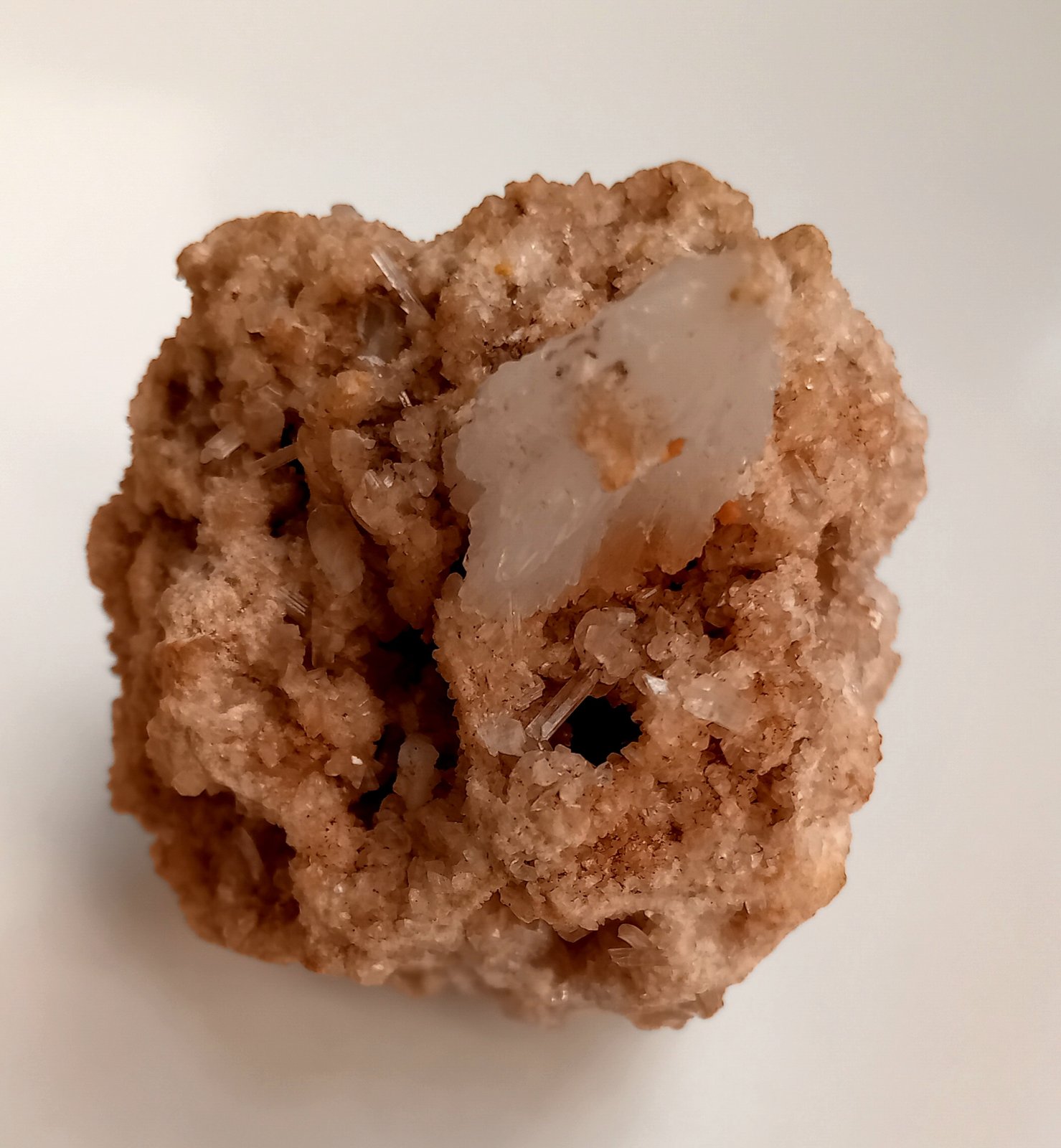 Celestine on Gypsum
7.5x5x5.5
(Autor: mineralenzo)