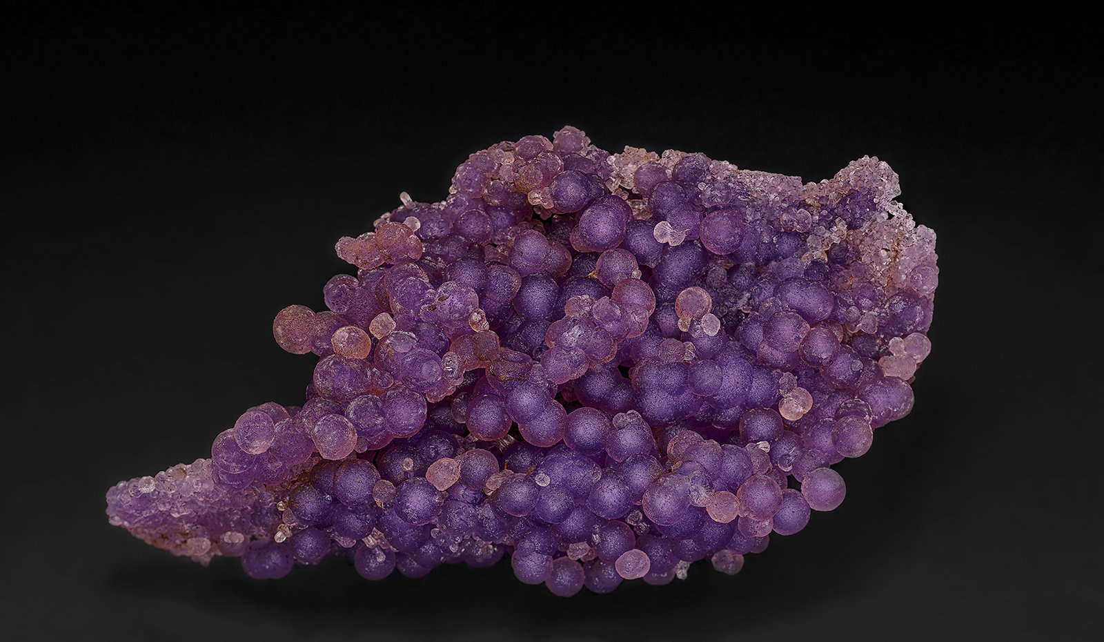 Quartz (variety chalcedony)
8.8 x 5.0 cm
(Autor: am mizunaka)