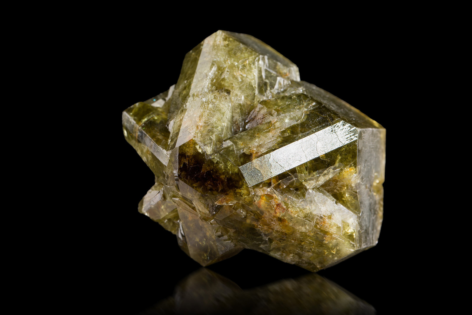 Chrysoberyl
5.5 x 5 x 4 cm
(Autor: MIM Museum)