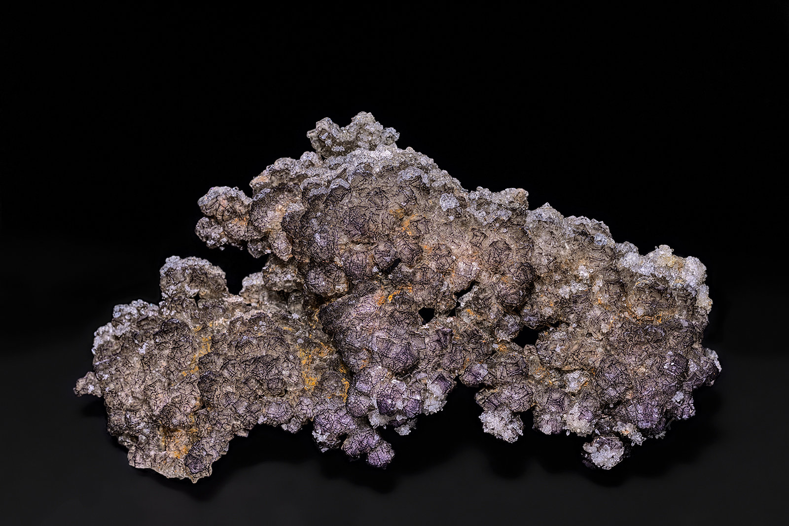 Fluorite, Quartz, Calcite
15.2 x 8.3 cm
(Autor: am mizunaka)