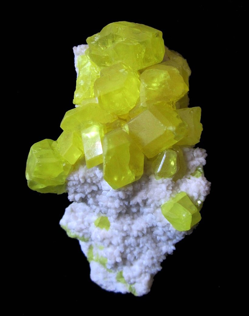 Sulphur
Specimen height 8 cm
(Autor: Tobi)