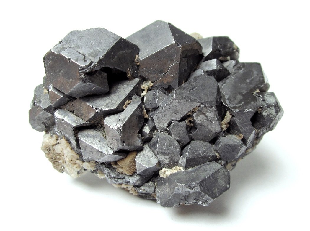 Galena
Largest galena 2,5 cm, specimen size 7 cm
(Autor: Tobi)