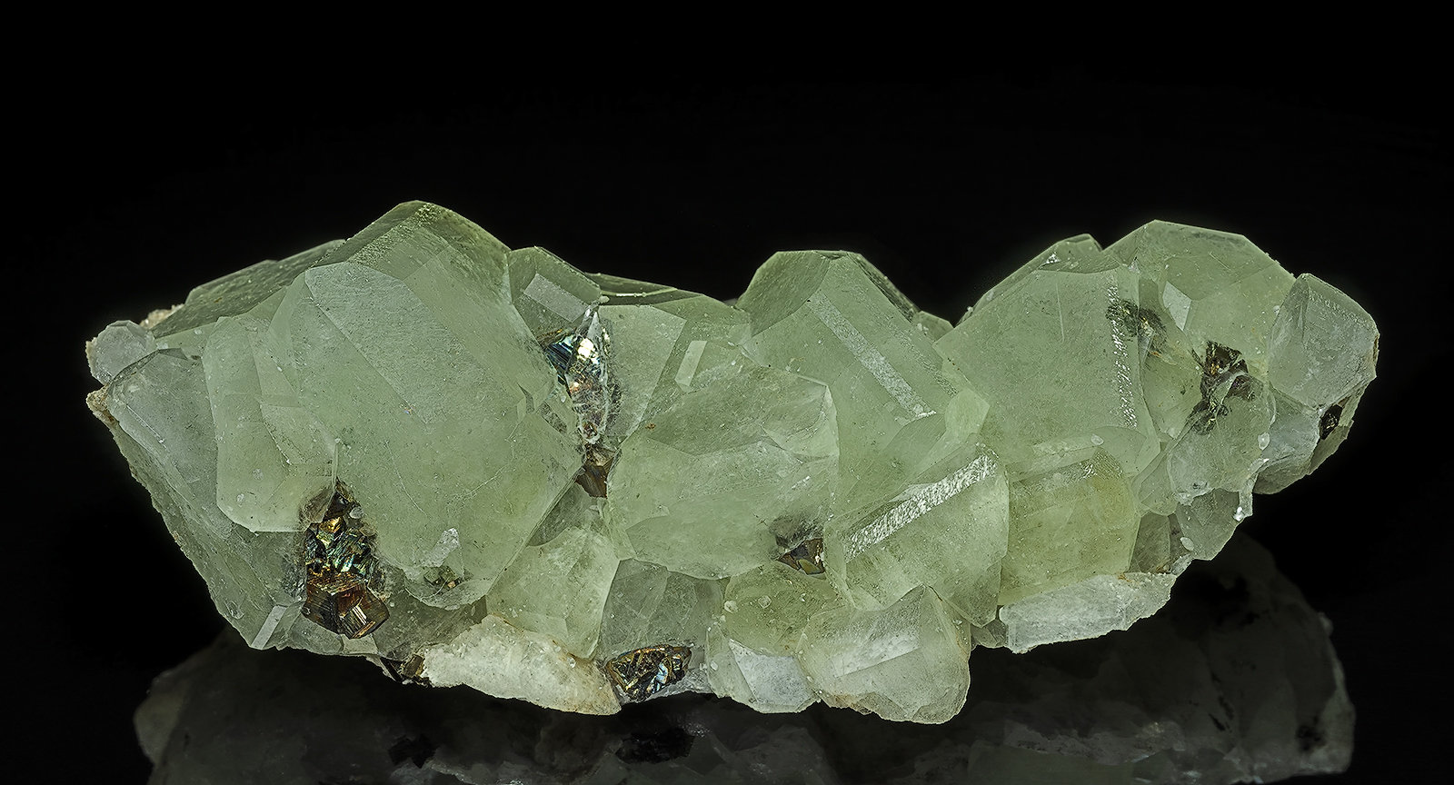Datolite, Pyrite
8.8 x 5.2 cm
(Autor: am mizunaka)