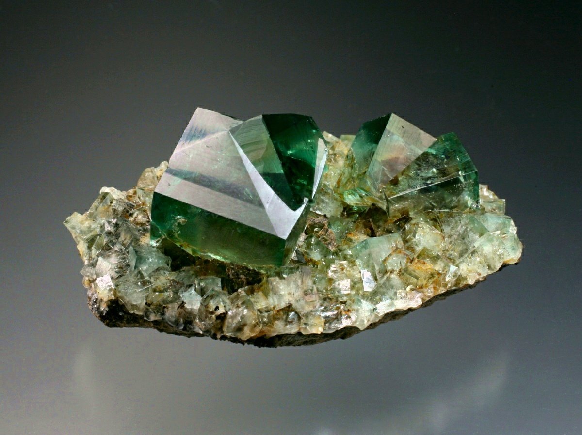 Fluorite
5x3x3 cm
(Autor: Jesse Fisher)