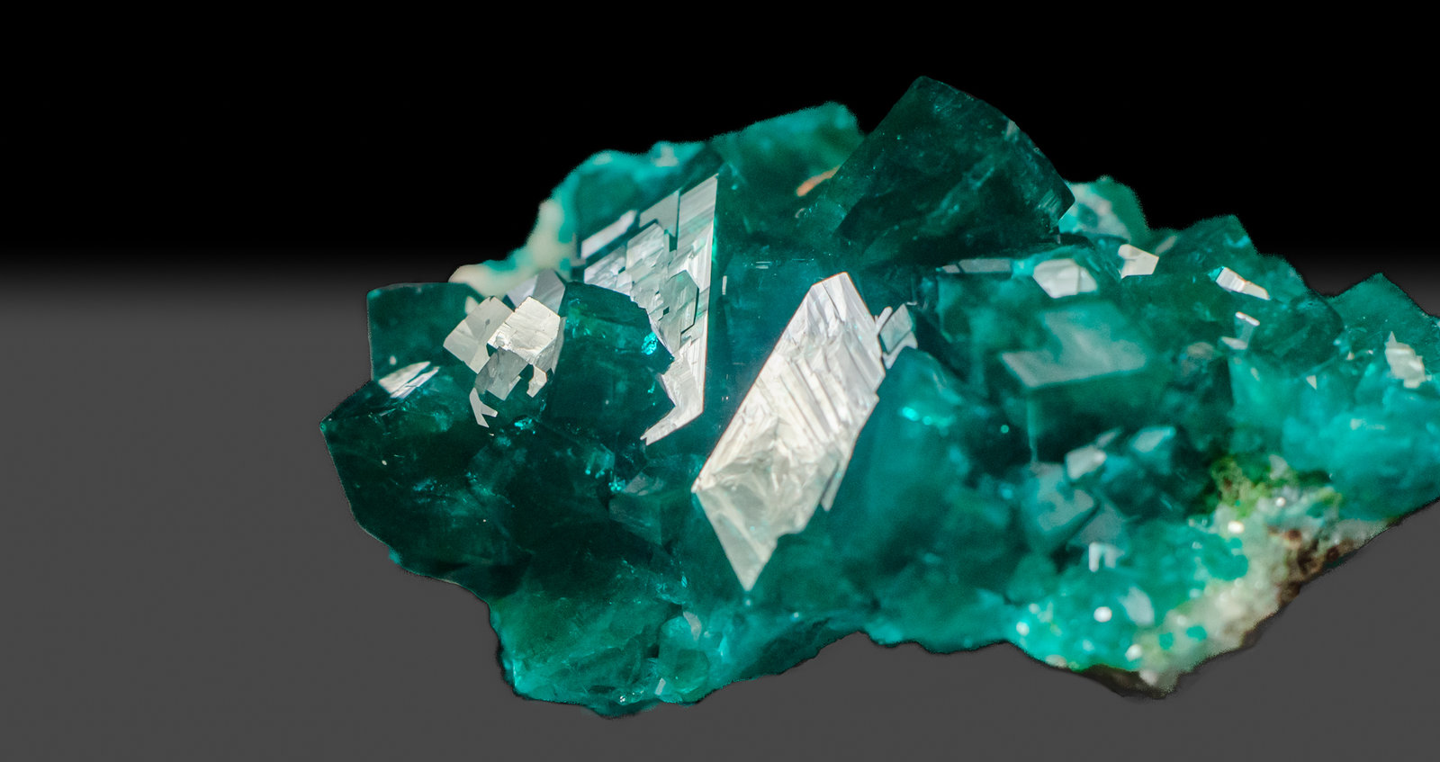 Dioptase
42.4 x 22.1 mm
(Autor: k-m.minerals)