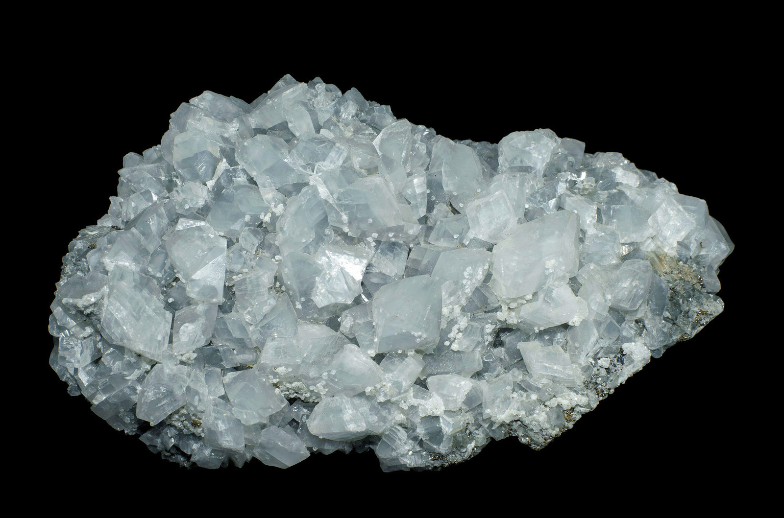 Dolomite, Calcite, Pyrite
19 x 11 x 8 cm
(Autor: Bergur_E_Sigurdarson)