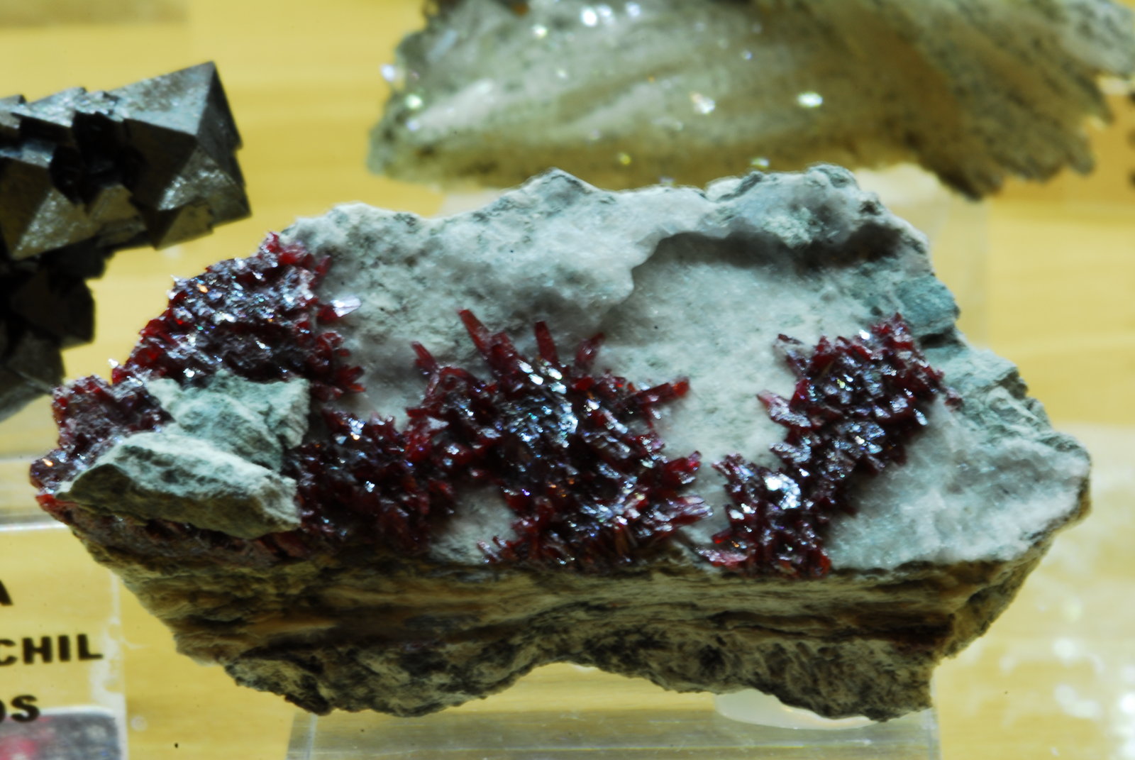 Proustite
6x3 cm.
(Autor: Enrique Llorens)