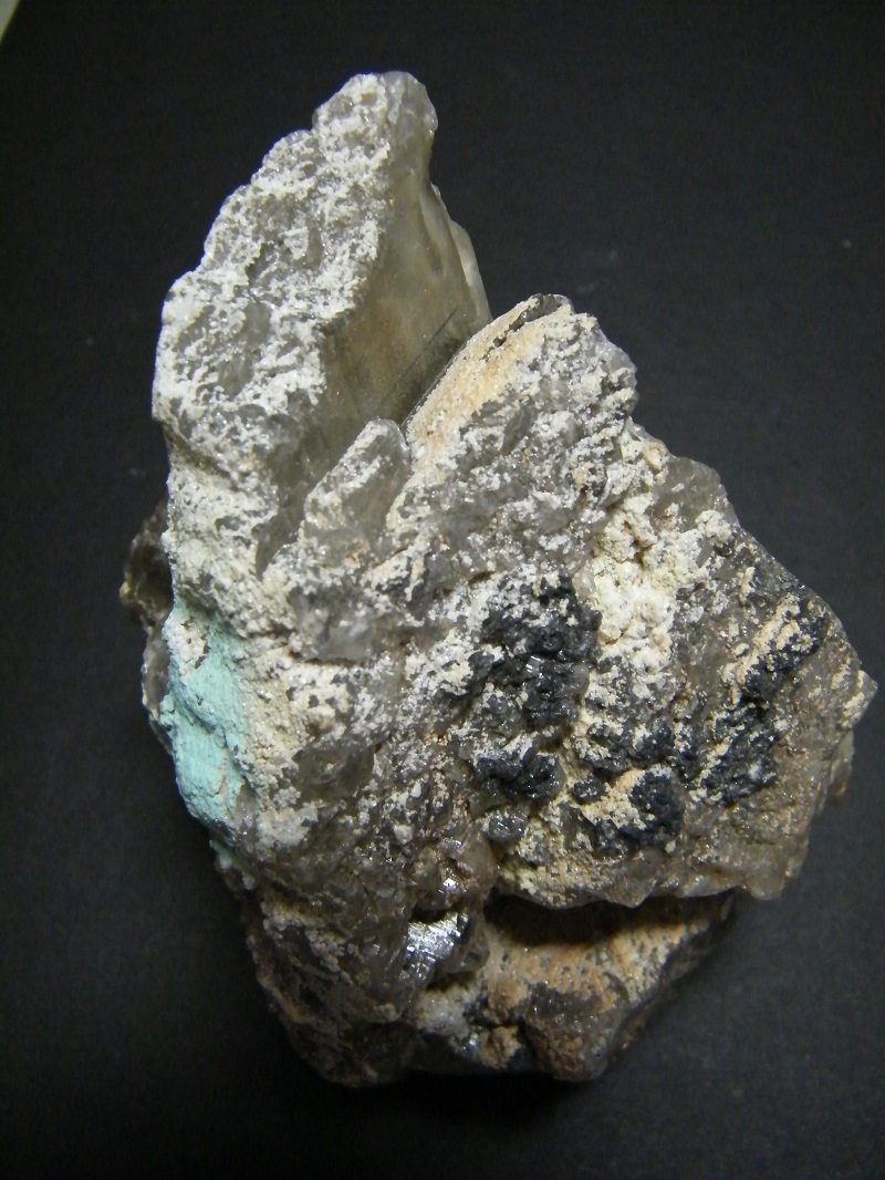 Cerussite with Aragonite
74mm x 118mm x 56mm
(Autor: Heimo Hellwig)