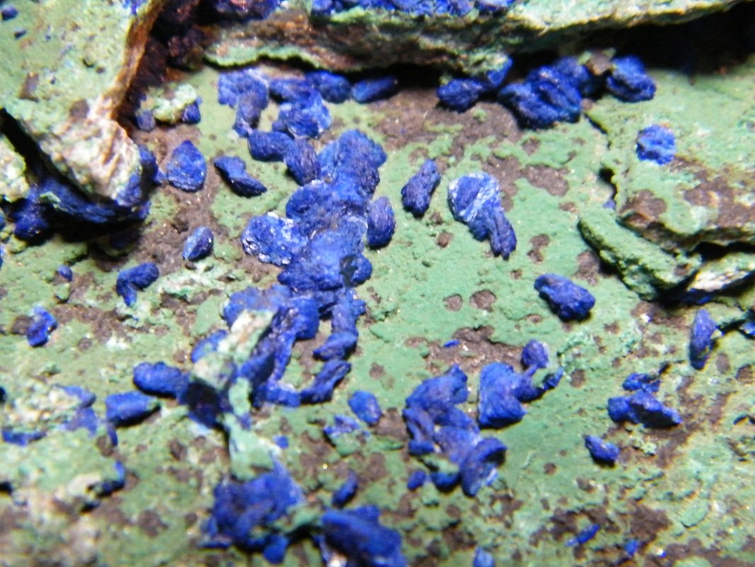 Azurite and Malachite
210mm x 165mm x 55mm
(Autor: Heimo Hellwig)