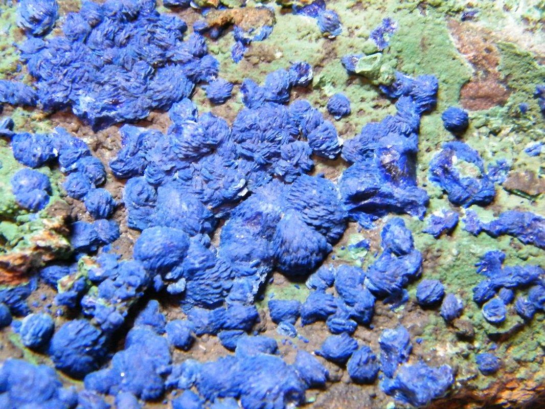 Azurite and Malachite
210mm x 165mm x 55mm
(Autor: Heimo Hellwig)