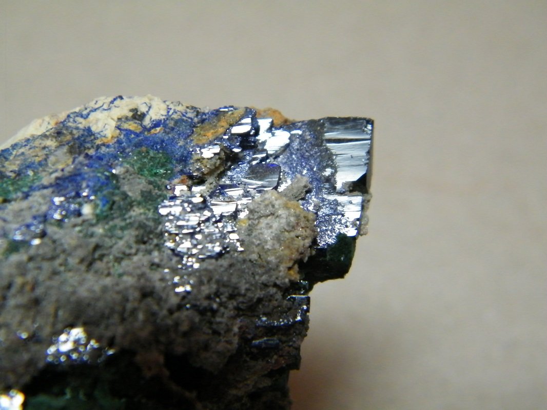 Azurite and Malachite
45mm x 74mm x 48mm
(Autor: Heimo Hellwig)
